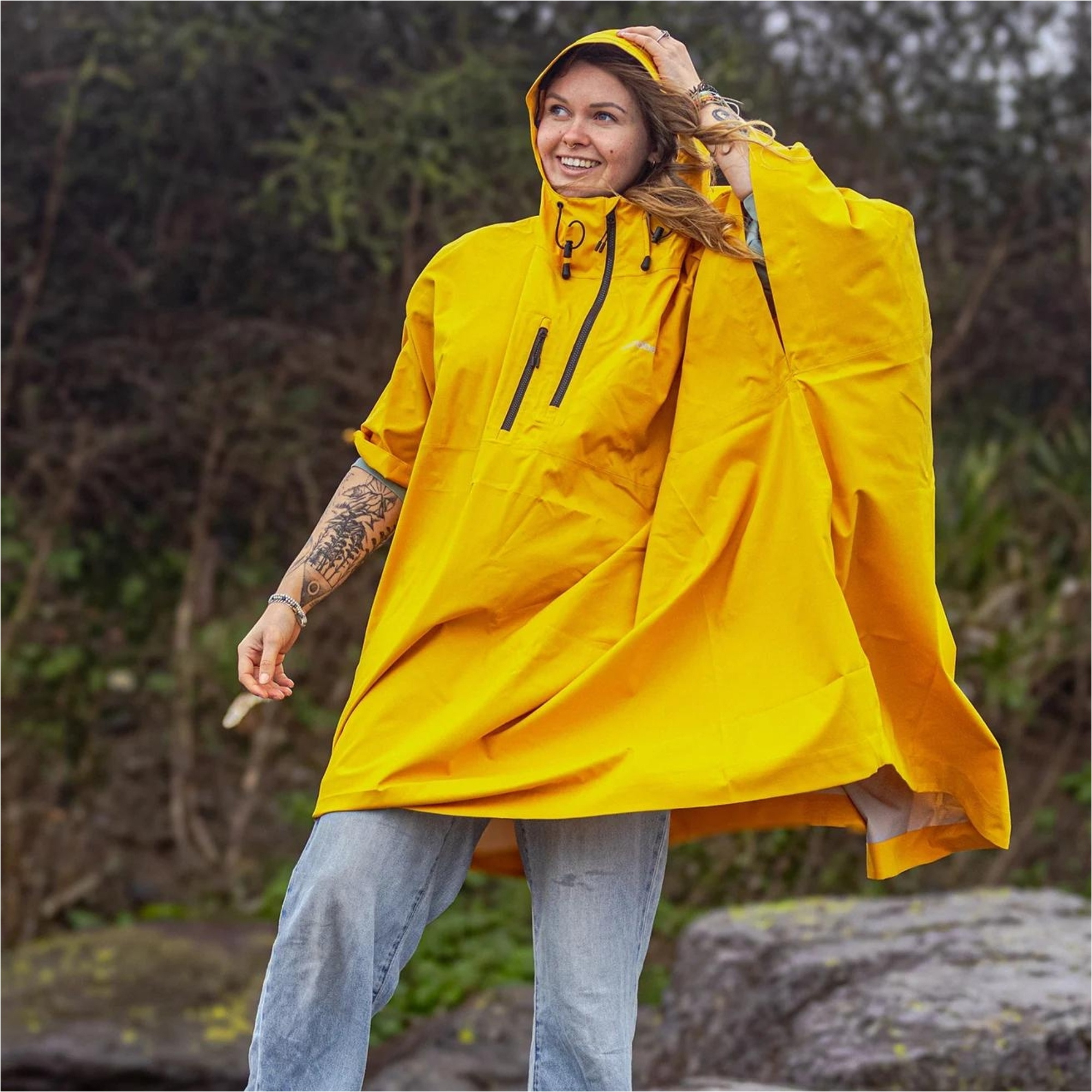 2026 Dryrobe Waterproof Change Robe / Poncho DRWCRP - Yellow